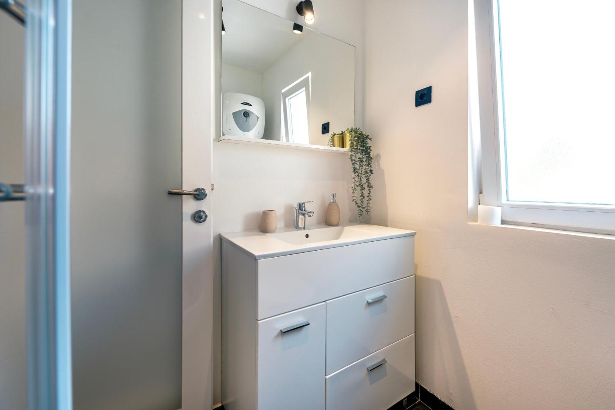 City Break Studio Apartments Sibenik Ngoại thất bức ảnh